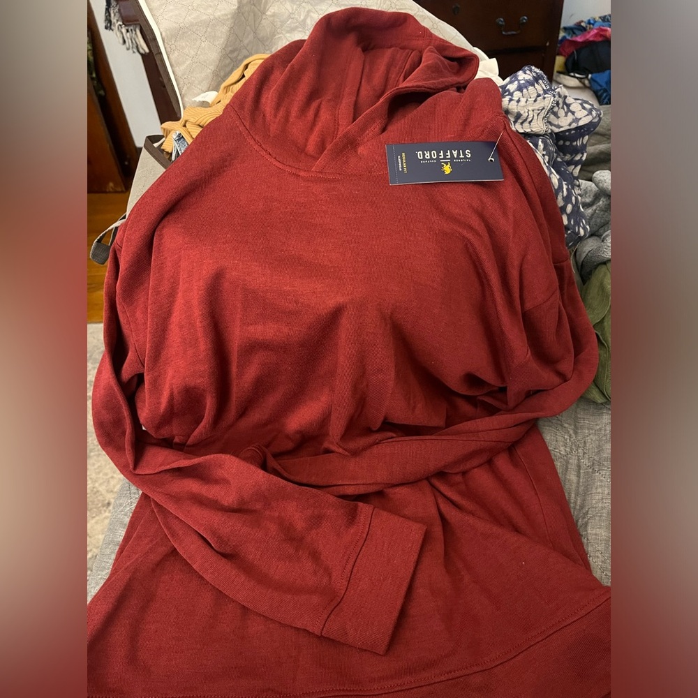 Stafford hooded sleepware super soft